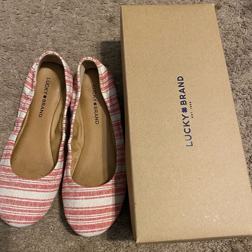 Red and cream linen foldable flats Lucky Brand